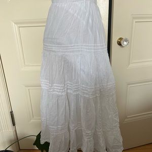 Vintage tiered white maxi skirt